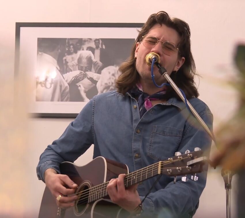 Zene habbal (Kocsis-Barna Péter koncert) - magazinműsor (2026. 14. hét)